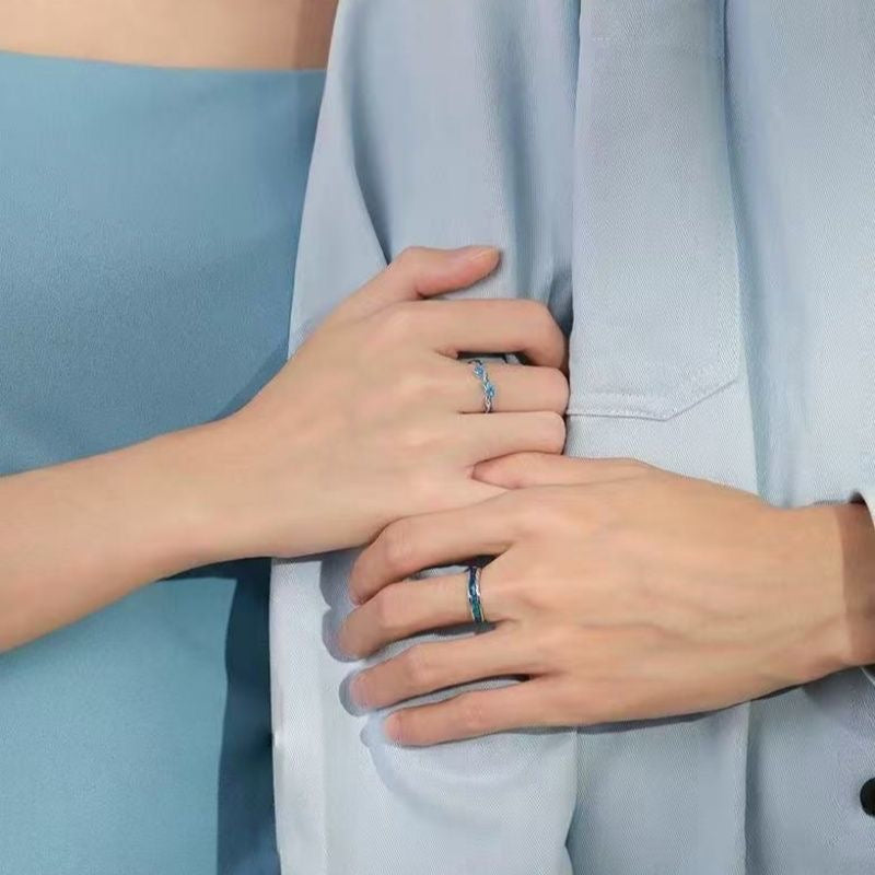 克萊因藍情侶對戒｜藍色浪潮男戒＋心形女戒